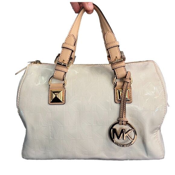 MICHAEL KORS Jet Set White Signature Boston Bag Authenticated Rare Patent Design - Picture 1 of 16